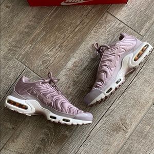 Air max plus SE